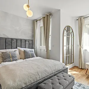 Modern I Parking I Apartment